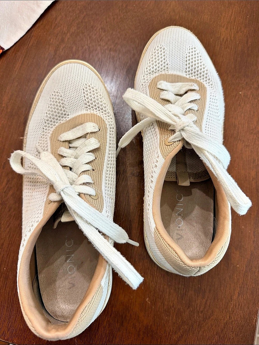 ViONIC Sneakers White & Beige US 8